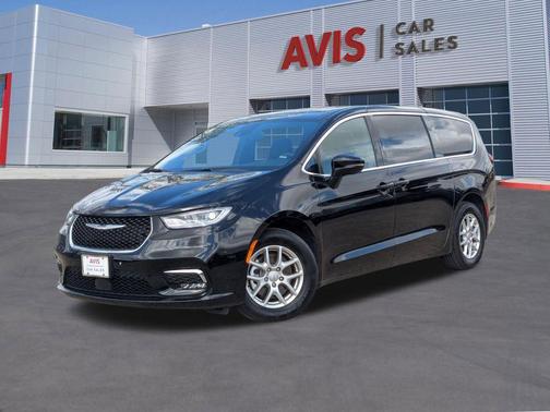 2025 Chrysler Pacifica L