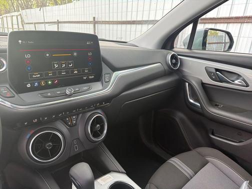 Sterling Gray Metallic 2025 Chevrolet Blazer 2LT