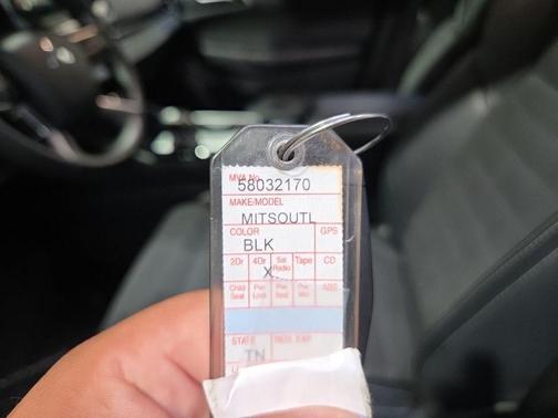 Black 2025 Mitsubishi Outlander SE 2.5 2WD