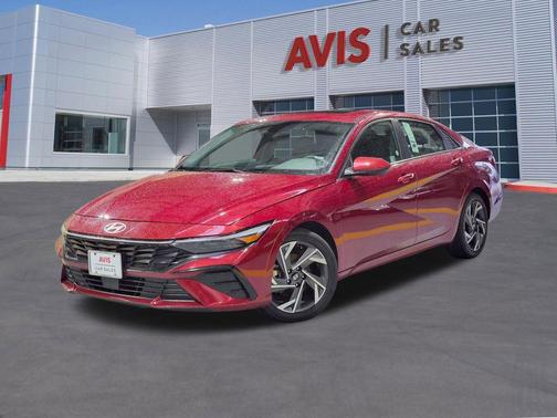 Ultimate Red 2025 Hyundai ELANTRA SEL