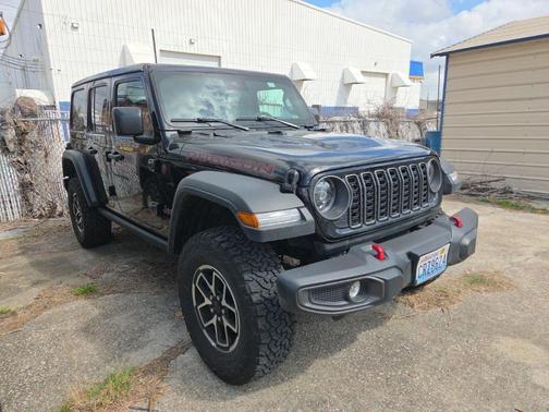 Black Clearcoat 2025 Jeep Wrangler Rubicon
