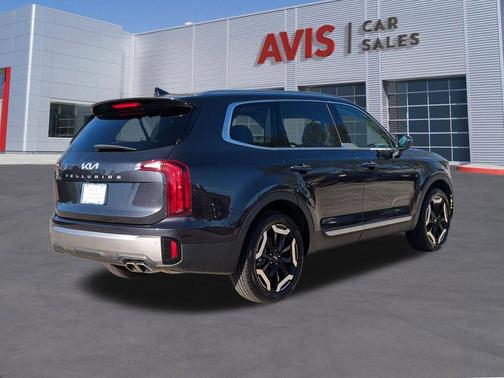2025 Kia Telluride S