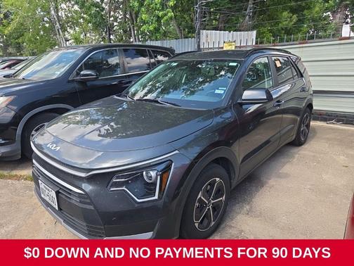 Gray 2025 Kia Niro LX