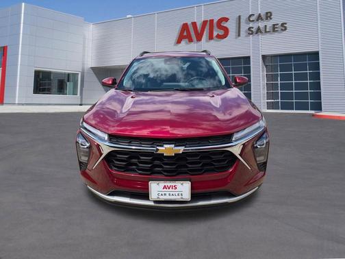 Crimson Metallic 2025 Chevrolet Trax LT