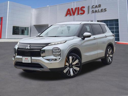 Alloy Silver Metallic 2025 Mitsubishi Outlander SE 2.5 S-AWC