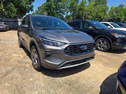Carbonized Gray Metallic 2025 Ford Escape ST-Line