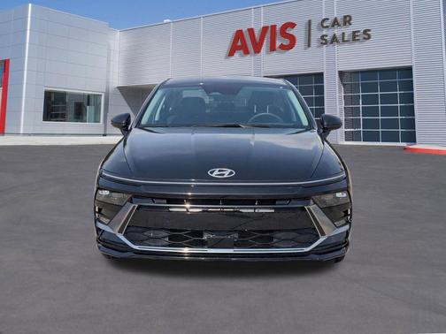 Abyss Black 2025 Hyundai SONATA SEL