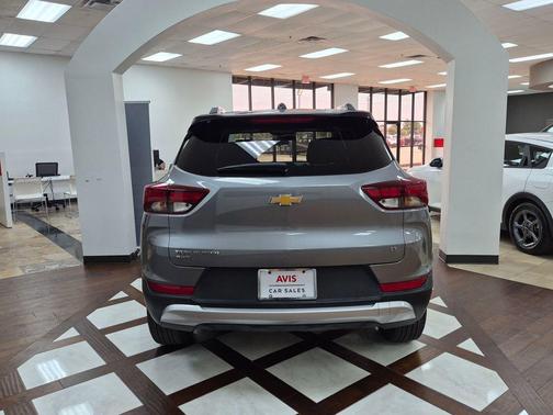 Sterling Gray Metallic 2025 Chevrolet Trailblazer LT