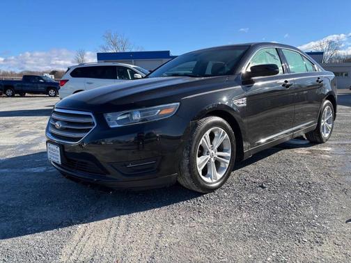 2015 Ford Taurus SEL