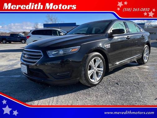 Tuxedo Black Metallic 2015 Ford Taurus SEL