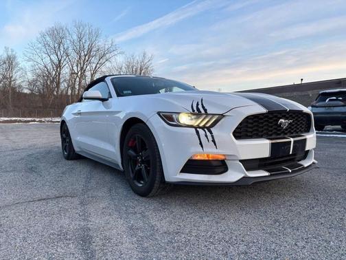 2016 Ford Mustang V6