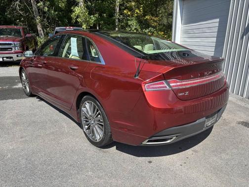 2014 Lincoln MKZ Base