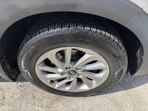 2017 Hyundai TUCSON SE Plus