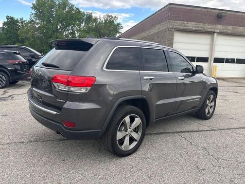 Granite Crystal Metallic Clearcoat 2015 Jeep Grand Cherokee Limited