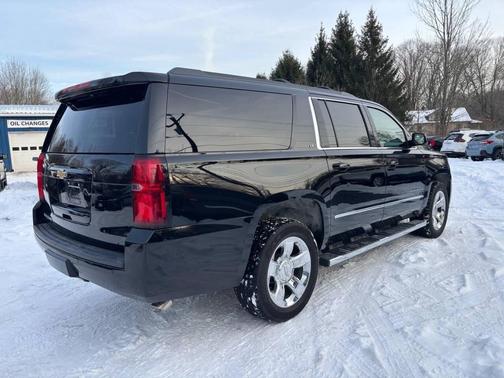 2017 Chevrolet Suburban LT