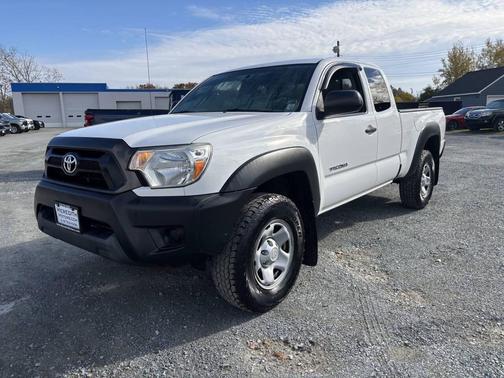 2013 Toyota Tacoma Base