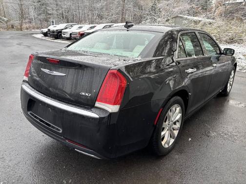 2015 Chrysler 300 Limited
