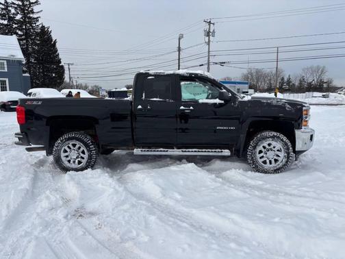 2017 Chevrolet Silverado 2500 LT