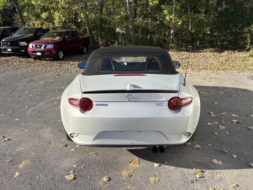 2016 Mazda MX-5 Miata Club