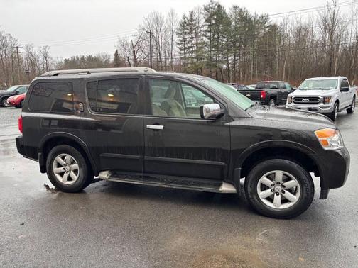 2012 Nissan Armada SV