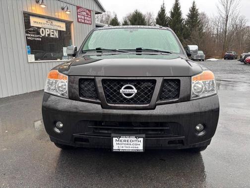 2012 Nissan Armada SV