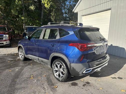 Dark Ocean Blue 2021 Kia Seltos EX