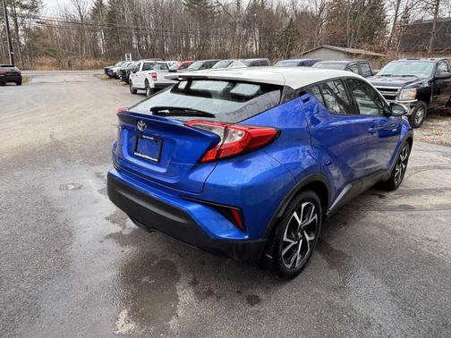 2018 Toyota C-HR XLE 4dr Crossover
