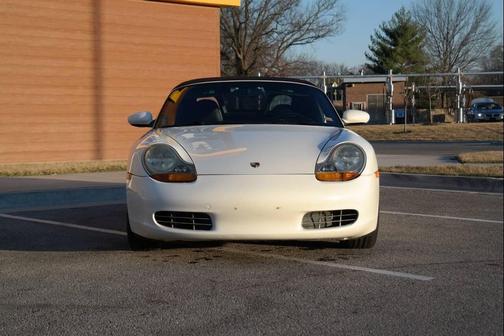 2000 Porsche Boxster Base 2dr Convertible