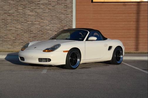 2000 Porsche Boxster Base 2dr Convertible