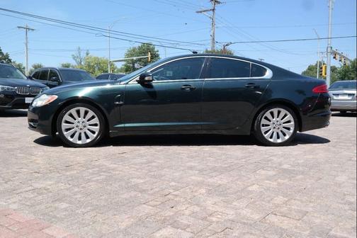 2009 Jaguar XF Premium Luxury