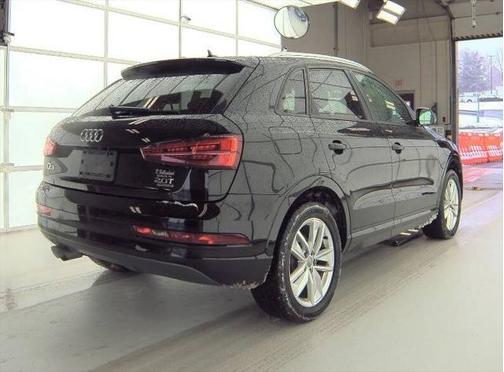 2017 Audi Q3 2.0T Premium