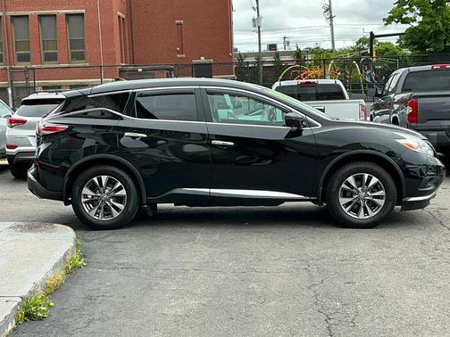 Black 2017 Nissan Murano SL