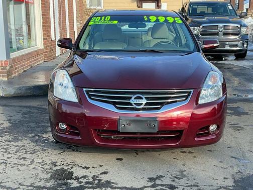 2010 Nissan Altima 3.5 SR