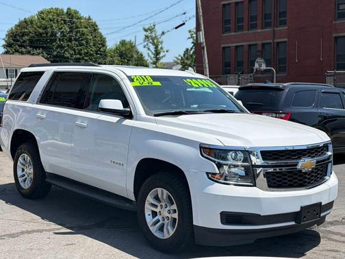 White 2018 Chevrolet Tahoe LT