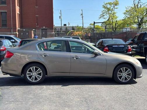 2012 INFINITI G37x Base