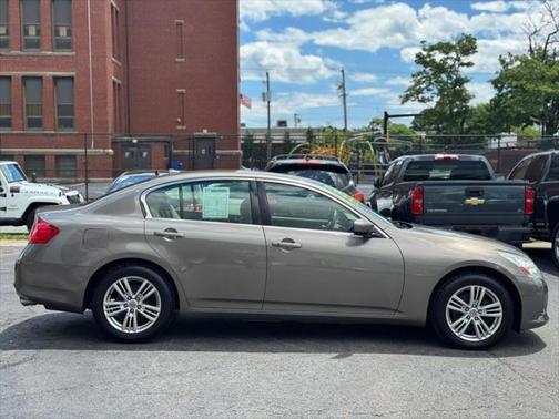 2012 INFINITI G37x Base