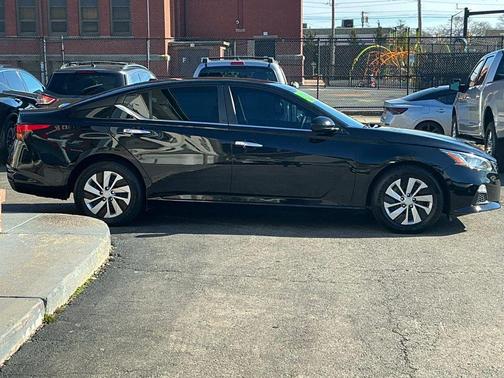 Black 2020 Nissan Altima S FWD