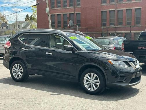 Gray 2016 Nissan Rogue SV