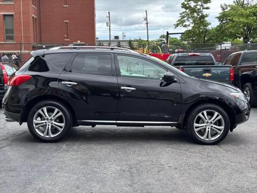 2010 Nissan Murano LE