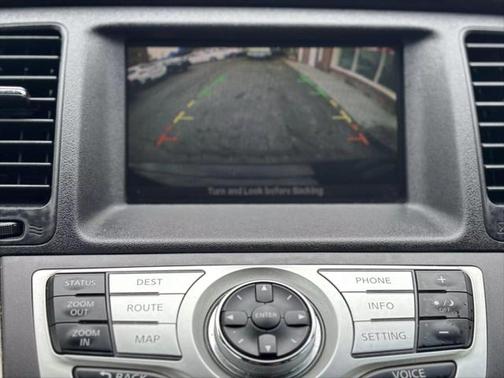 2010 Nissan Murano LE