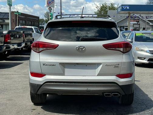 Silver 2016 Hyundai TUCSON Sport