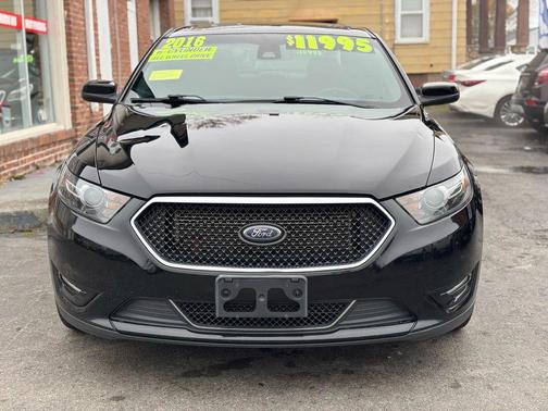 2016 Ford Taurus SHO