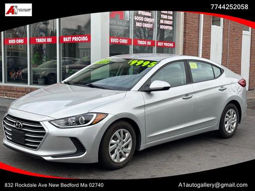 2018 Hyundai ELANTRA SE