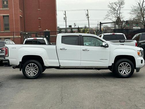 2016 GMC Canyon SLT