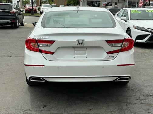 2018 Honda Accord Touring 2.0T