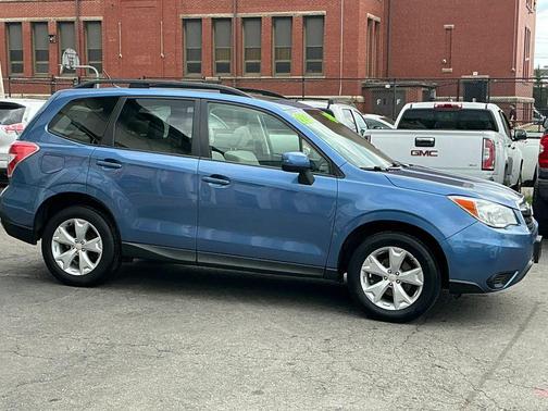 Blue 2015 Subaru Forester 2.5i Premium