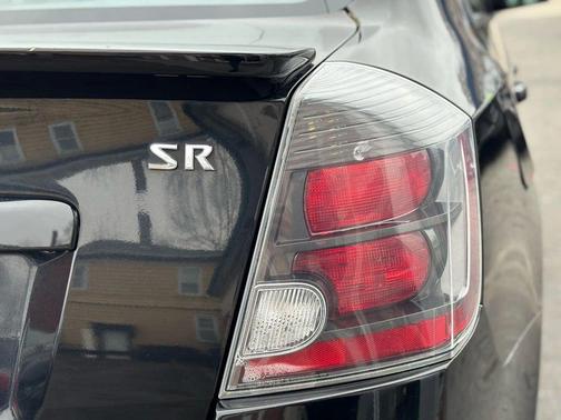 2010 Nissan Sentra 2.0 SR