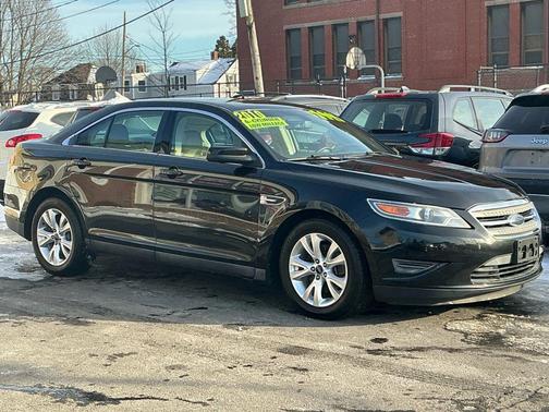 2010 Ford Taurus SEL