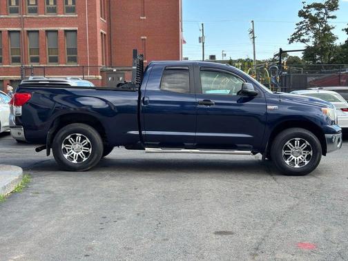 2013 Toyota Tundra Grade