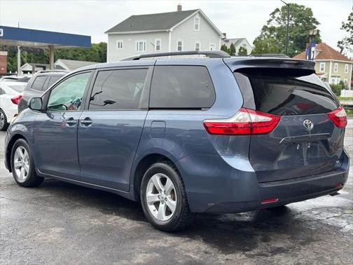 2015 Toyota Sienna LE